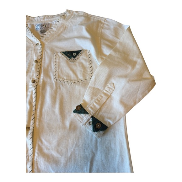 Vintage Stitched Christmas Tree Print Button Up Shirt Size Medium Oversized - Picture 8 of 15